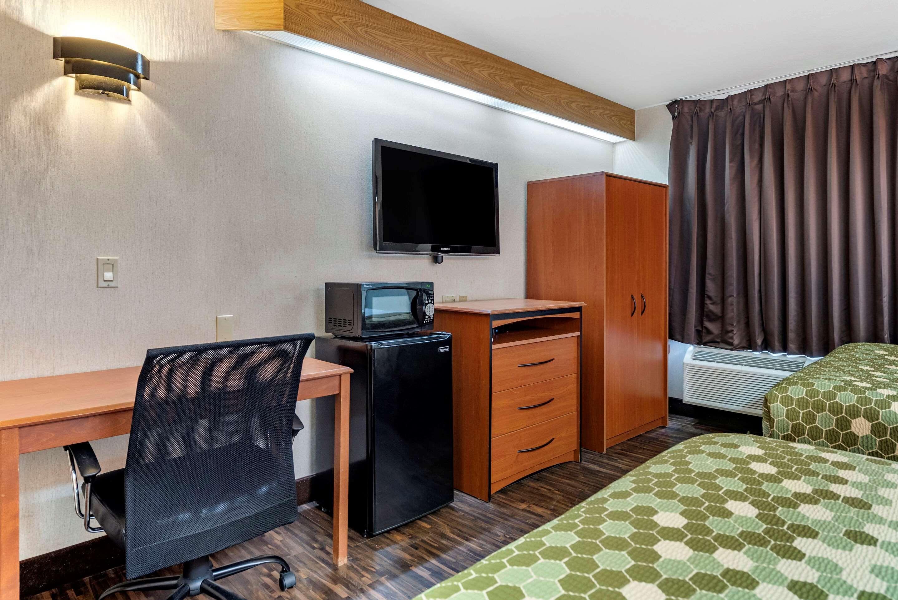 Econo Lodge North Academy Колорадо-Спрингс Экстерьер фото